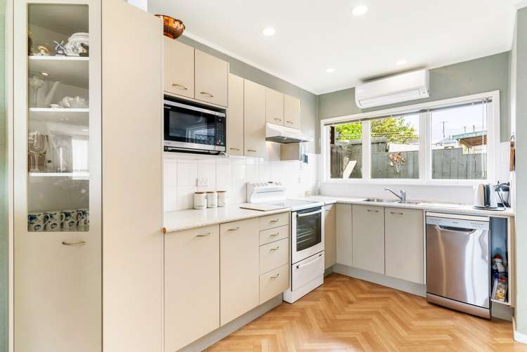 2/14b Penney Avenue Mount Roskill_5