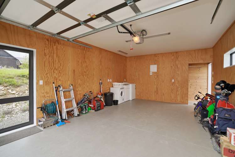 8 Cheeseman Terrace Castle Hill_15