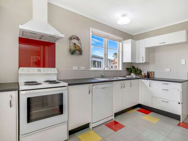 40 Hadfield Crescent College Estate_2