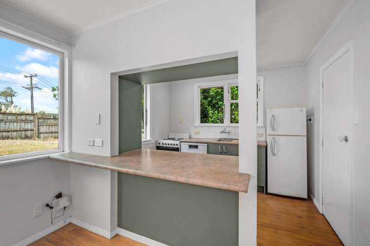 12a Handley Avenue Narrow Neck_13