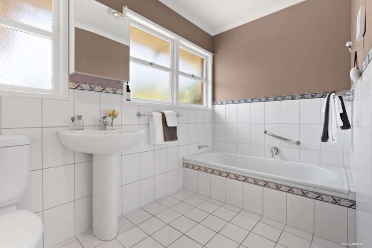 54 Peter Buck Road New Windsor_6