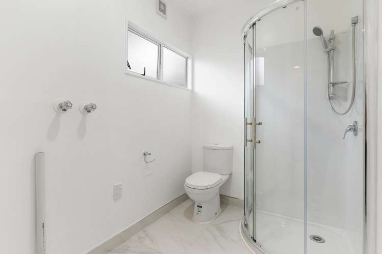 2/109 Stanley Road Glenfield_16