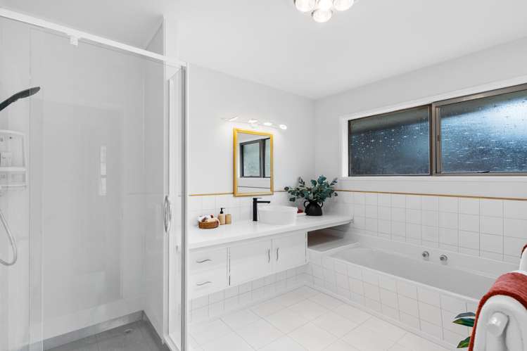 99 Eban Avenue Hillcrest_17