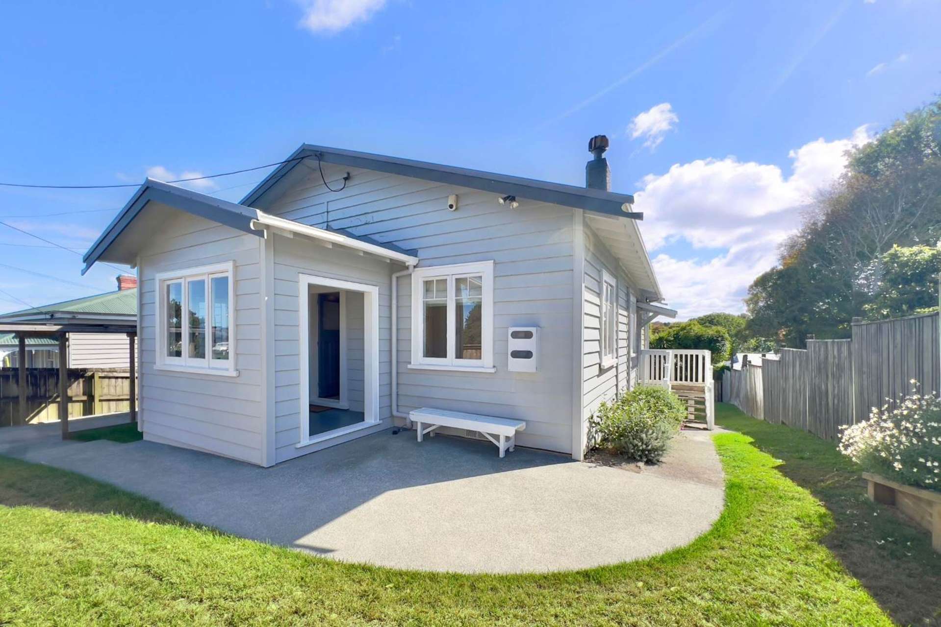 8 Rata Street Helensville_0