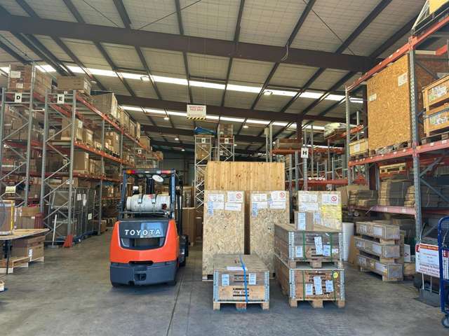 8 George Bourke Drive Mount Wellington_2