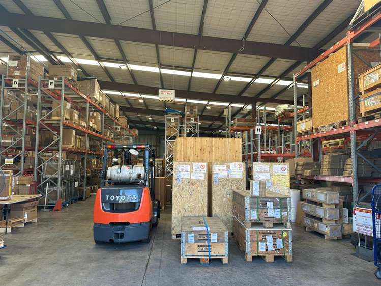 8 George Bourke Drive Mount Wellington_2