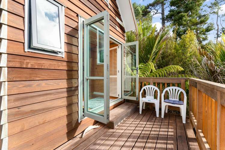 12 Sunnyvale Road Waitakere_24