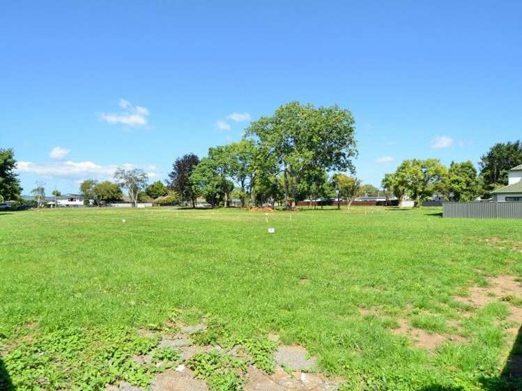 121 Avondale Road Avondale_12