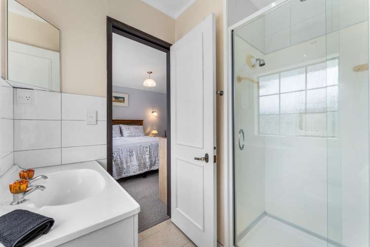 225 Manuka Road Bayview_19