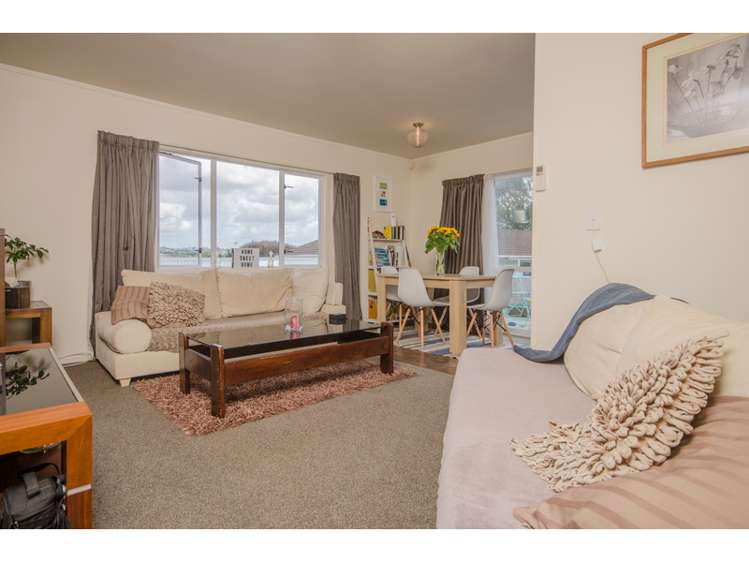 33 Hetherington Road Ranui_12