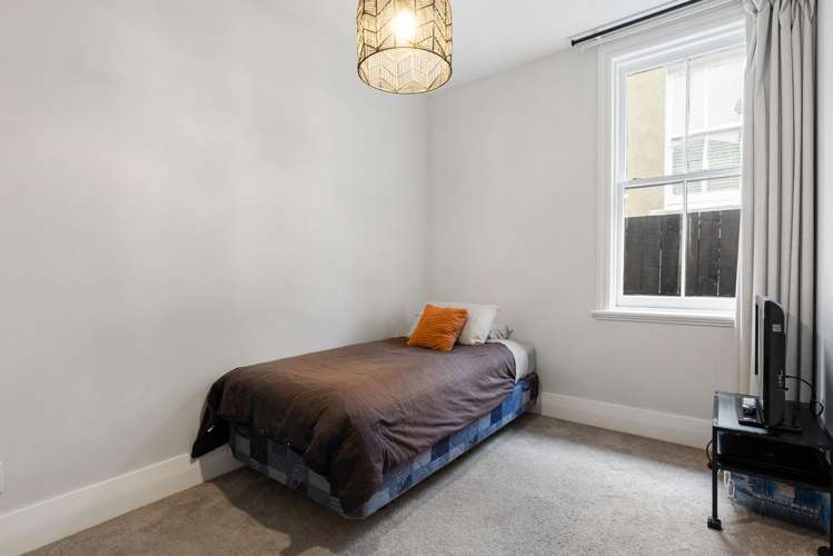 357 Adelaide Road Newtown_11