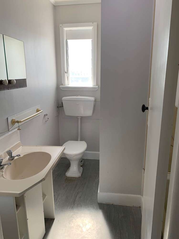 2/24 Te Moau Avenue Parakai Rodney Houses for Rent One Roof