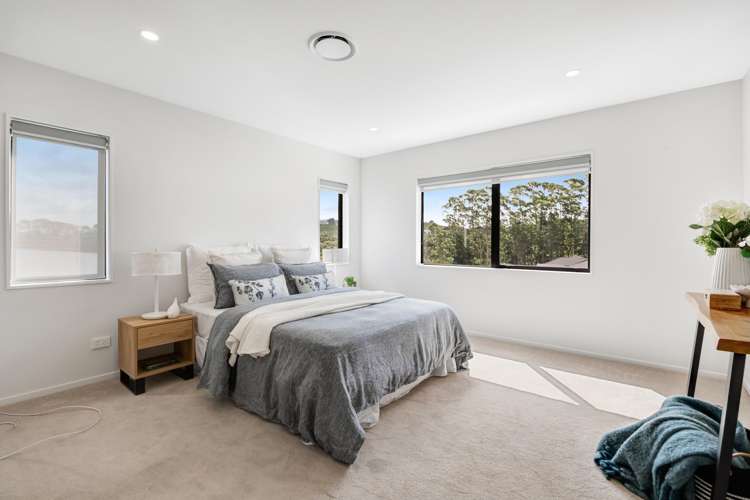 279 West Hoe Heights Orewa_6