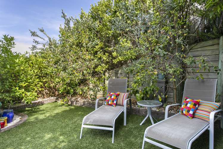 8/8 Wilk Lane Browns Bay_12