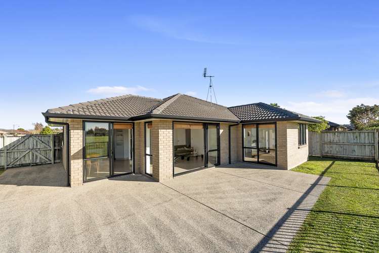 50 Parkside Drive Huntington_11