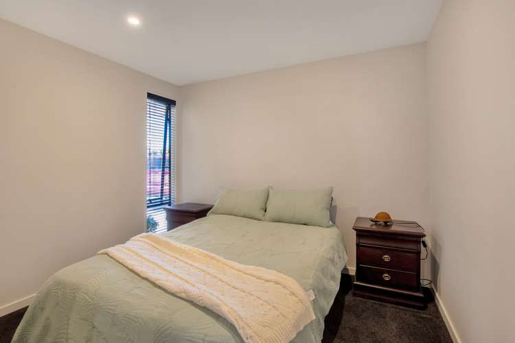 7 Quantock Place Burwood_25