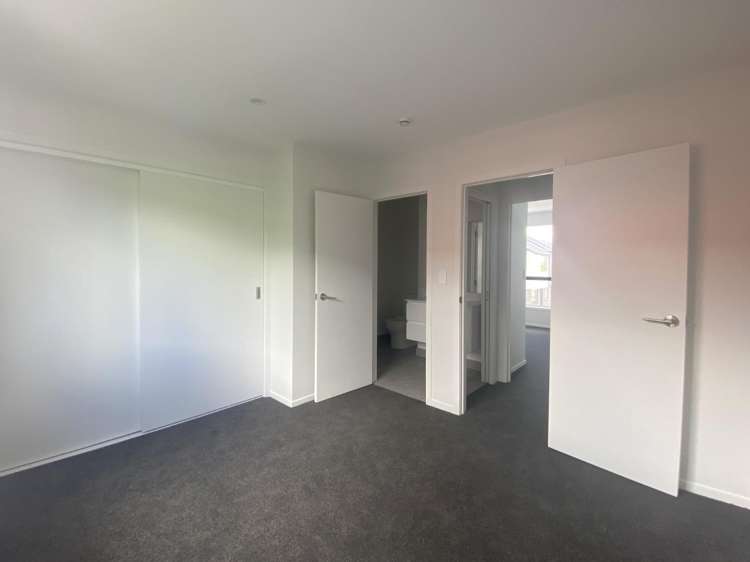 8/3234 Great North Road 1732_10