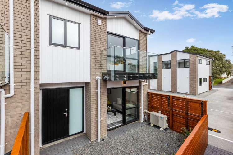 7 Gladfield Lane Te Atatu Peninsula_2