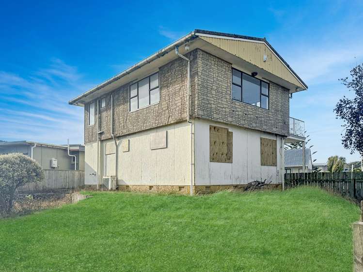 2 Ocean Beach Street Foxton Beach_7