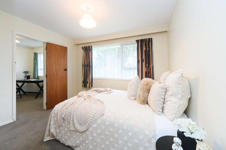 1 Sandstrom Grove Feilding_10