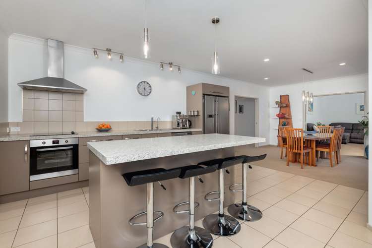 2 Crackerjack Crescent_5