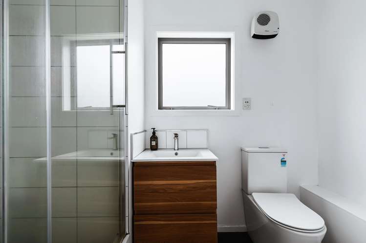 5 Arrowsmith Avenue Waipahihi_19