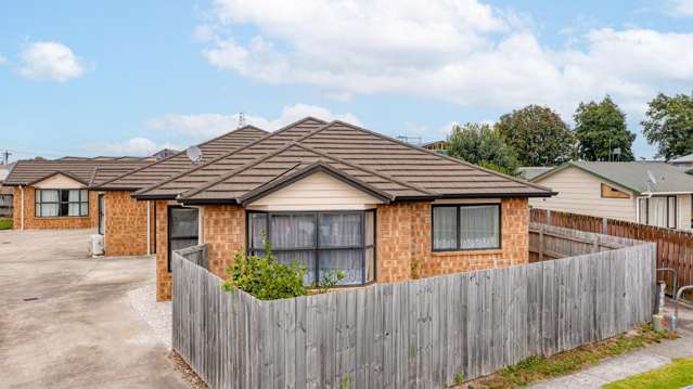 Easy-Care Dinsdale Home