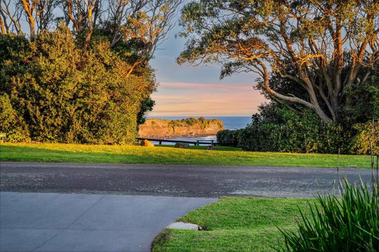 22 Halse Place Opunake_33