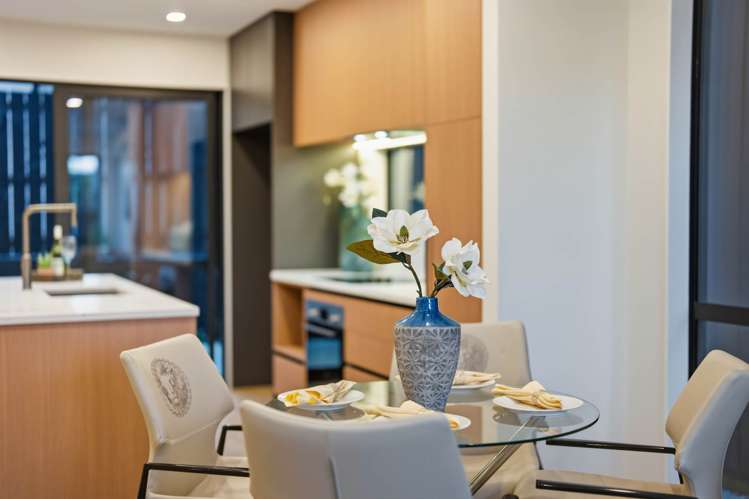 3B & 3C Towra Place Botany Downs_20
