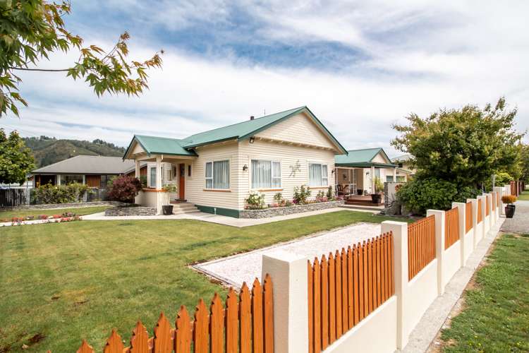 13 Times Street Reefton_23