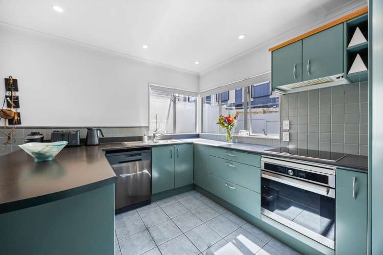 6 Toru Street Te Atatu Peninsula_12