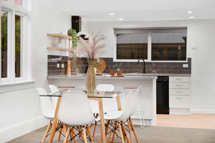 2 Wildberry Street Woolston_6