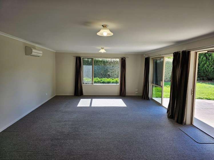 85 St James Drive 2750_3