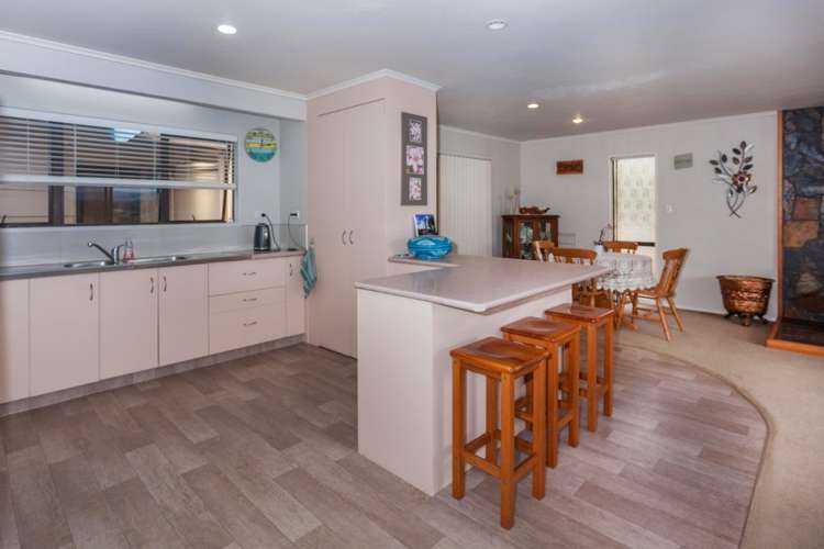 201 Tukere Drive Whangamata_8