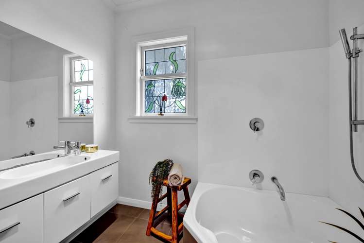 62 Waiwaka Terrace Strandon_15