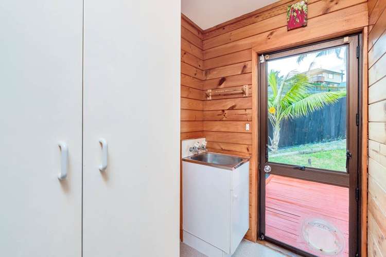 1/21 Chablis Place Henderson_24