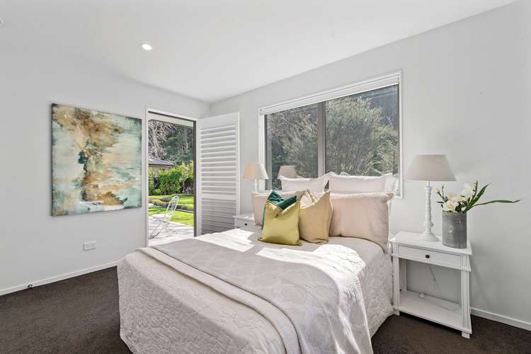 32 Crabb Fields Lane Riverhead_13