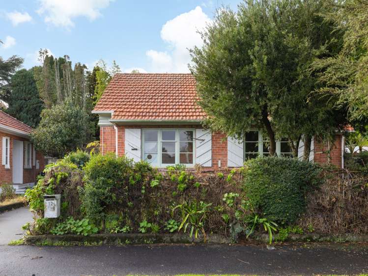 12 Galway Avenue Hamilton East_10