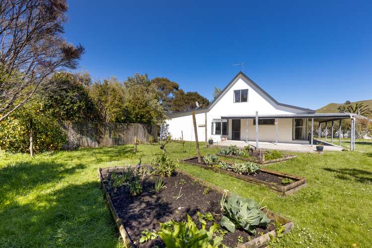 42 Bush Road Tuamarina_23