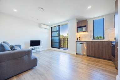 506/22 Library Lane_3