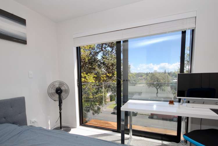 2/20 Eban Ave Hillcrest_8