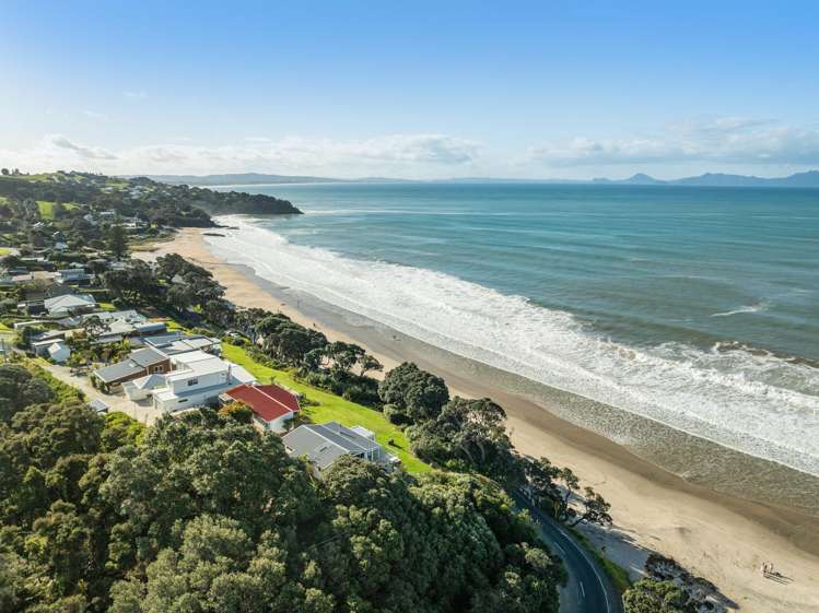 79 Wairahi Road Langs Beach_25