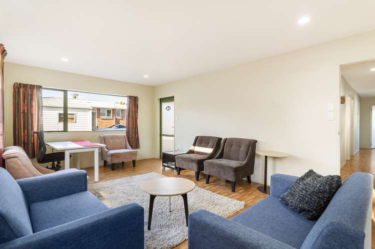 7 Woodford Avenue Henderson_7