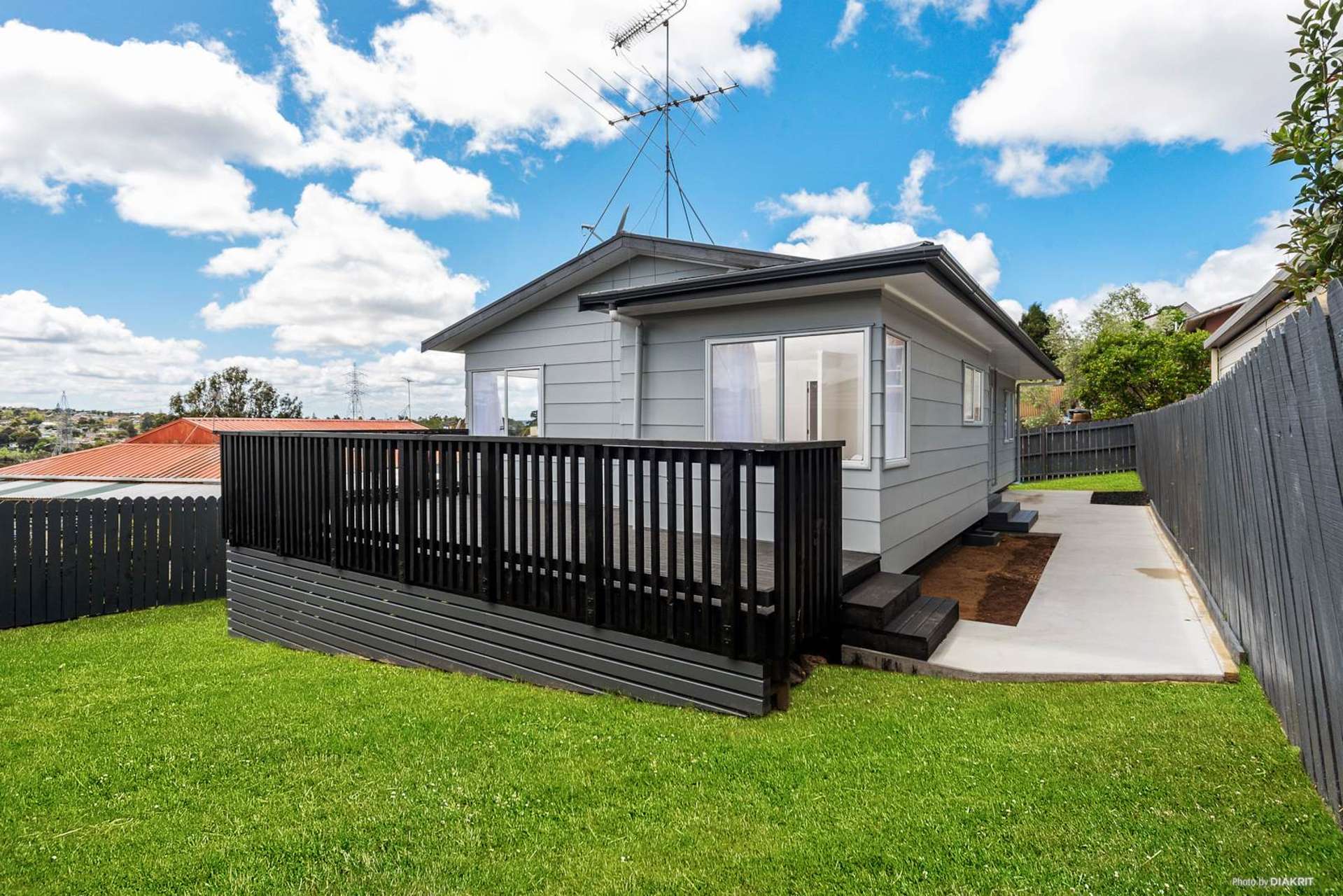 1/45 Lilburn Crescent Massey_0