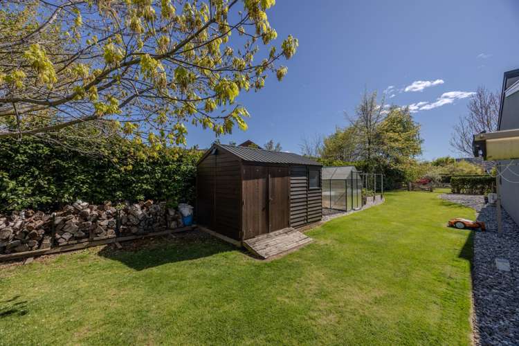 17 Mountain View Drive Wanaka_32