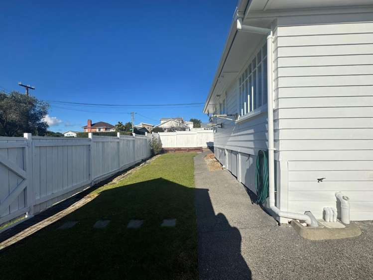 4A Rewiti Ave Takapuna_13