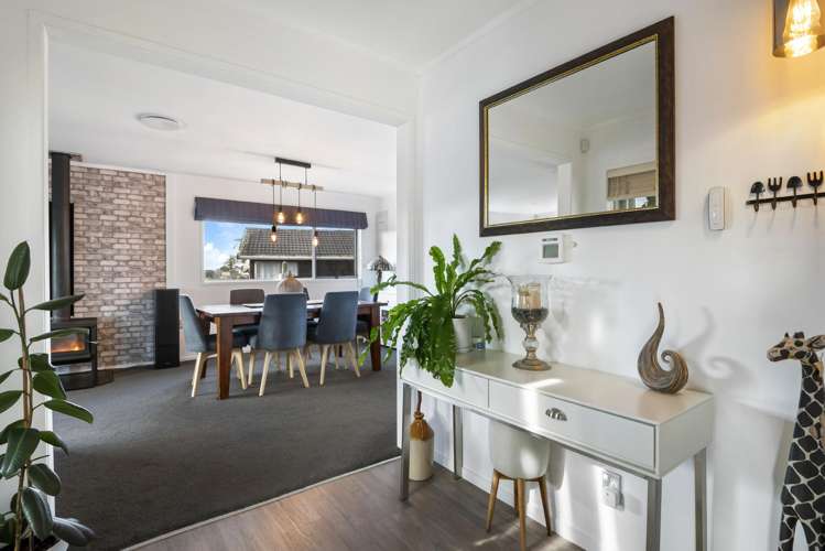 127 Oaktree Avenue Browns Bay_4