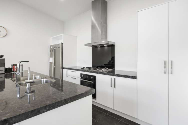 13 Sretlaw Place Brockville_6