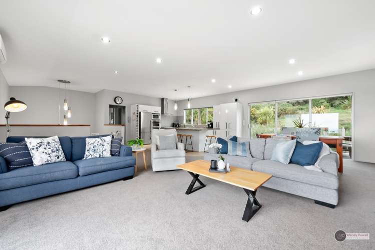 17 Oceanview Terrace Tirohanga_9
