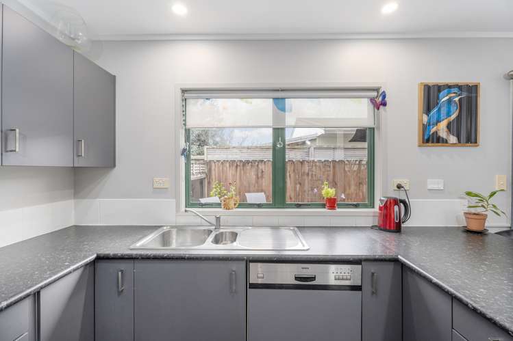 7 Cholmondeley Crescent Whitianga_5